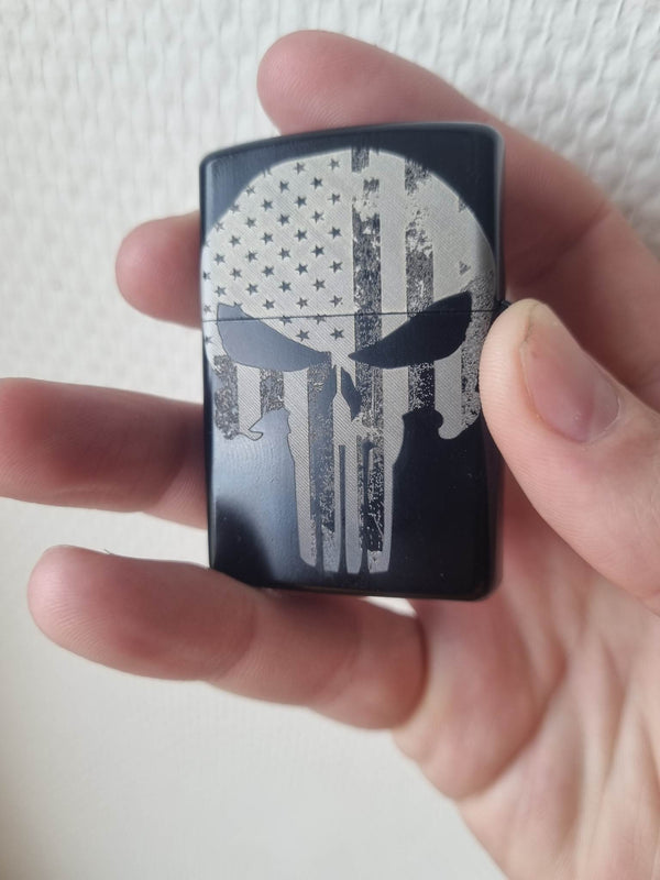 Briquet type Zippo personnalisable plusieurs coloris